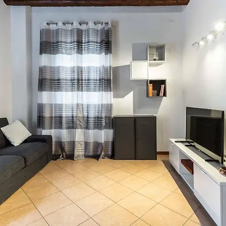 La Corte Nascosta * Bolonia